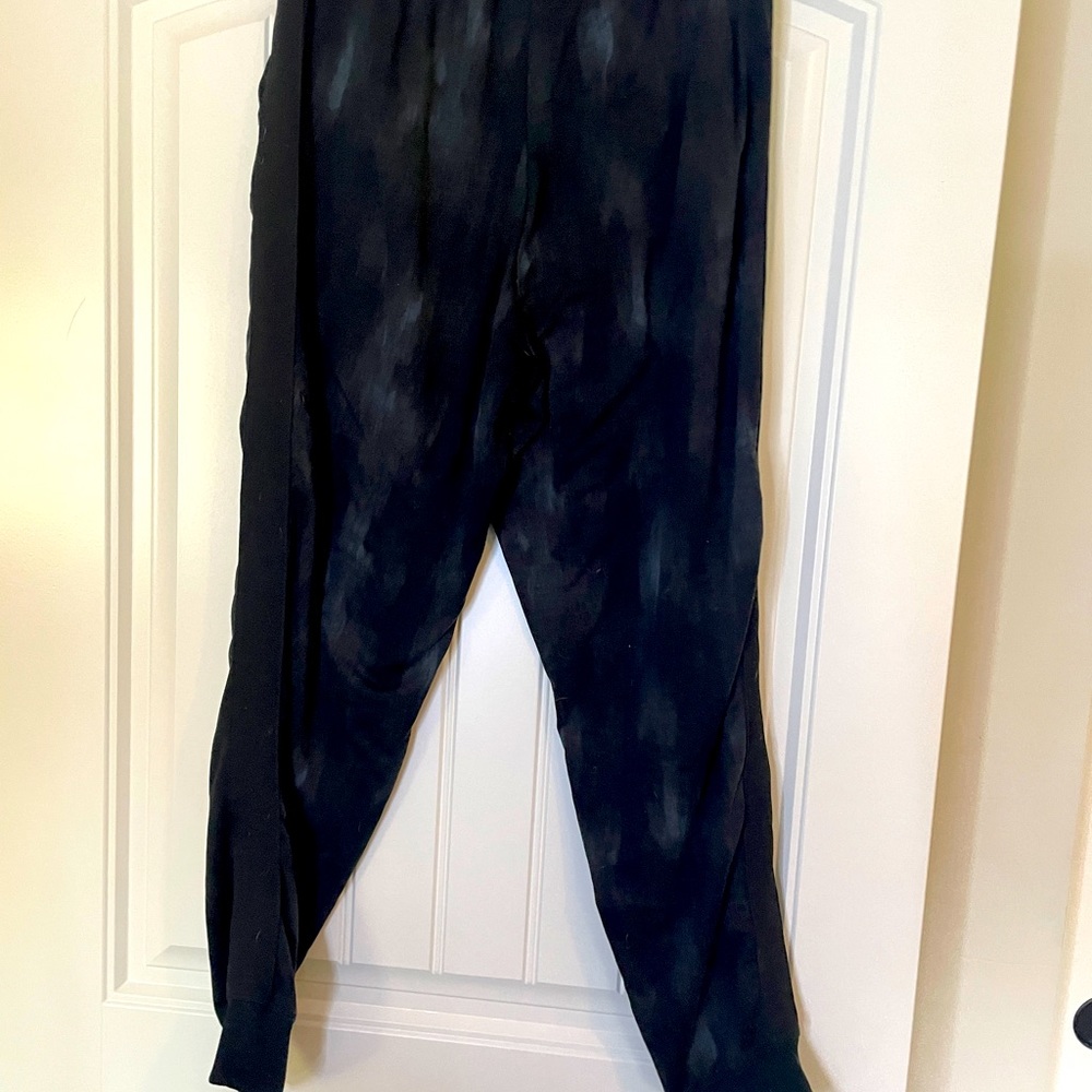 LulaRoe Jax Joggers size large good condition